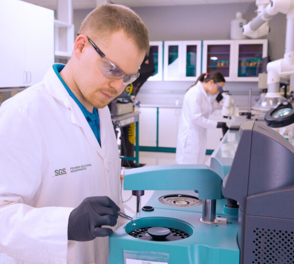 Why does rubber get sticky?